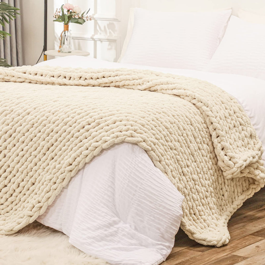40×60" Beige Hand Knit Jumbo Chenille Chunky Knit Throw Blanket for Sofa & Bed