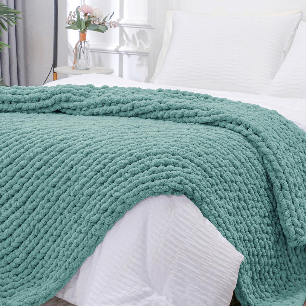 40×60" Beige Hand Knit Jumbo Chenille Chunky Knit Throw Blanket for Sofa & Bed