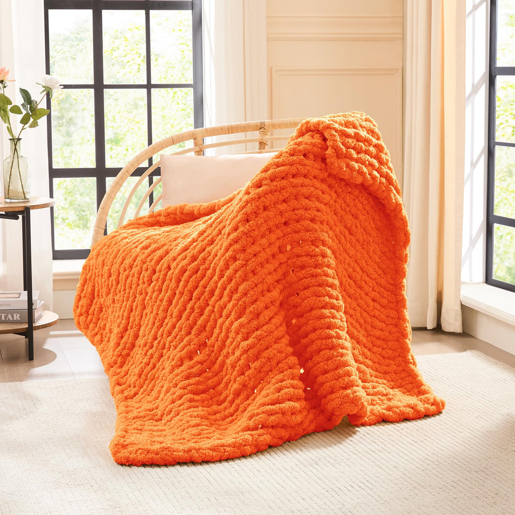 L'AGRATY Chunky Knit Blanket - Soft Chunky Throw 60x80 inches: 100% Hand Kintted Chenile Crochet Throw for Couch - Large Cable Knit Blanket for Home Decor (Ivory)