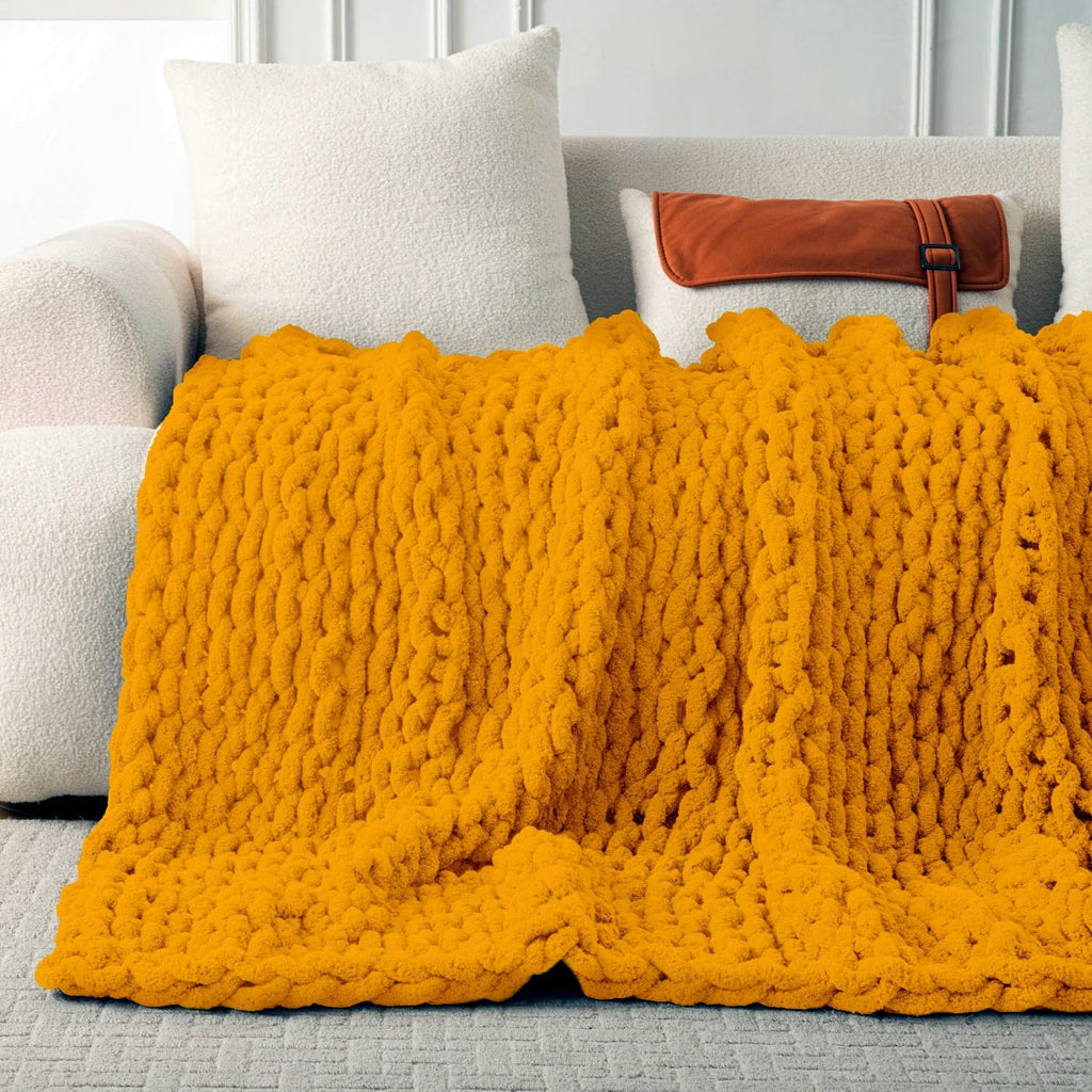 Ultra Soft Chunky Knit Throw Blanket 50x70 Hand Knitted Warm Chenille Throw Blanket, Home Decor Soft Thick Yarn Cable Knit Blanket Breathable Fleece Banket Christmas for Couch Bed Sofa Best Gift