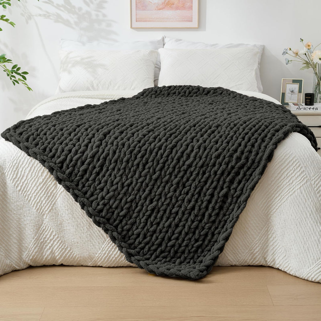 40×60" Beige Hand Knit Jumbo Chenille Chunky Knit Throw Blanket for Sofa & Bed