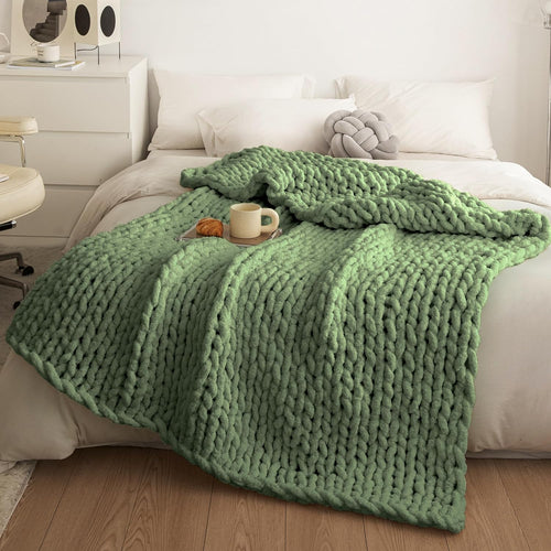 ATMOSURELY Ultra Soft Sage Green Chunky Knit Throw Blanket Cozy Fluffy Chenille Yarn Handmade Cable Knit Crochet Blanket for Bed Sofa Couch 50x60 Inches (Sage Green, 50"x60")