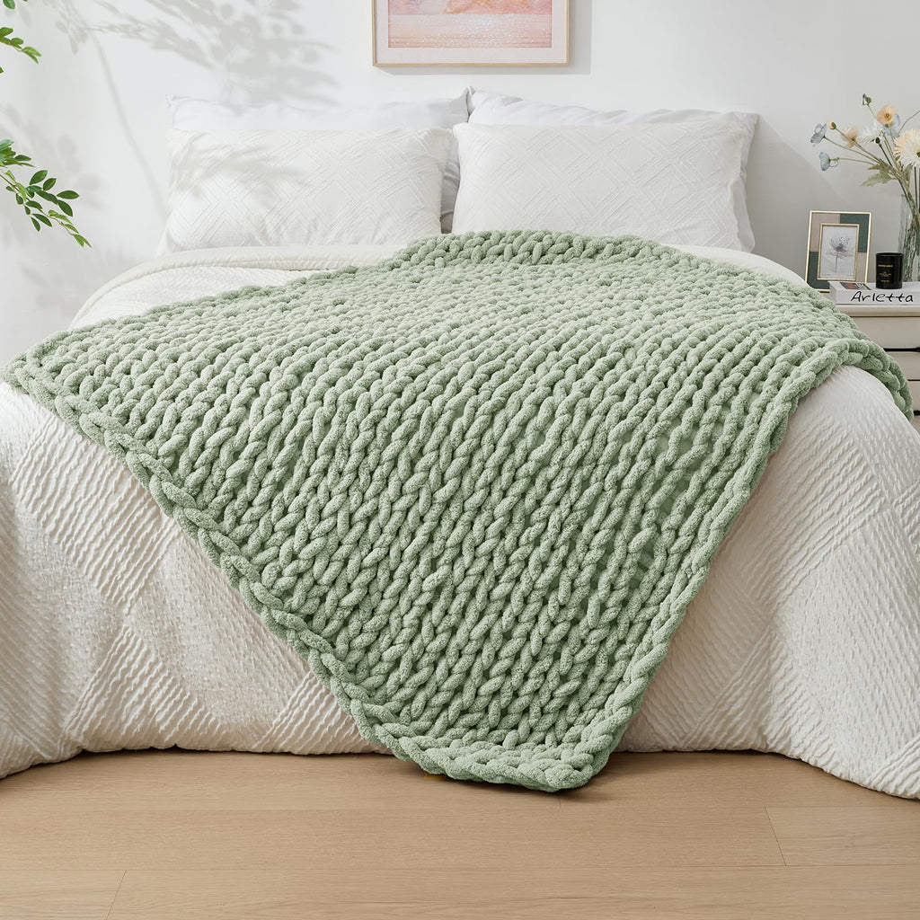 40×60" Beige Hand Knit Jumbo Chenille Chunky Knit Throw Blanket for Sofa & Bed
