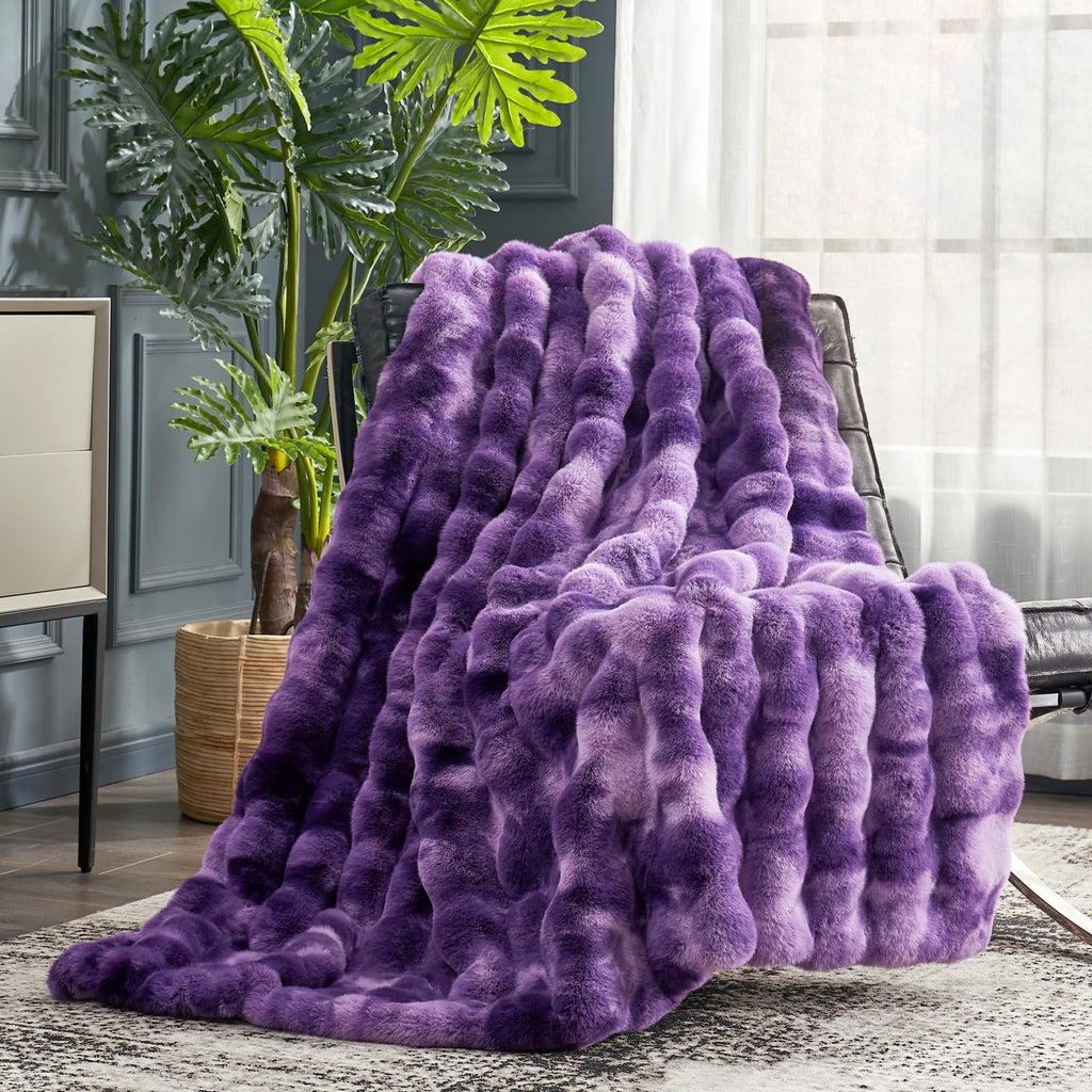 Cozy Bliss Faux Fur Throw Blanket for Couch, Fuzzy Soft Plush Thick Bubble Blanket for Sofa Bedroom Living Room, 50 * 60 Inches Cream White