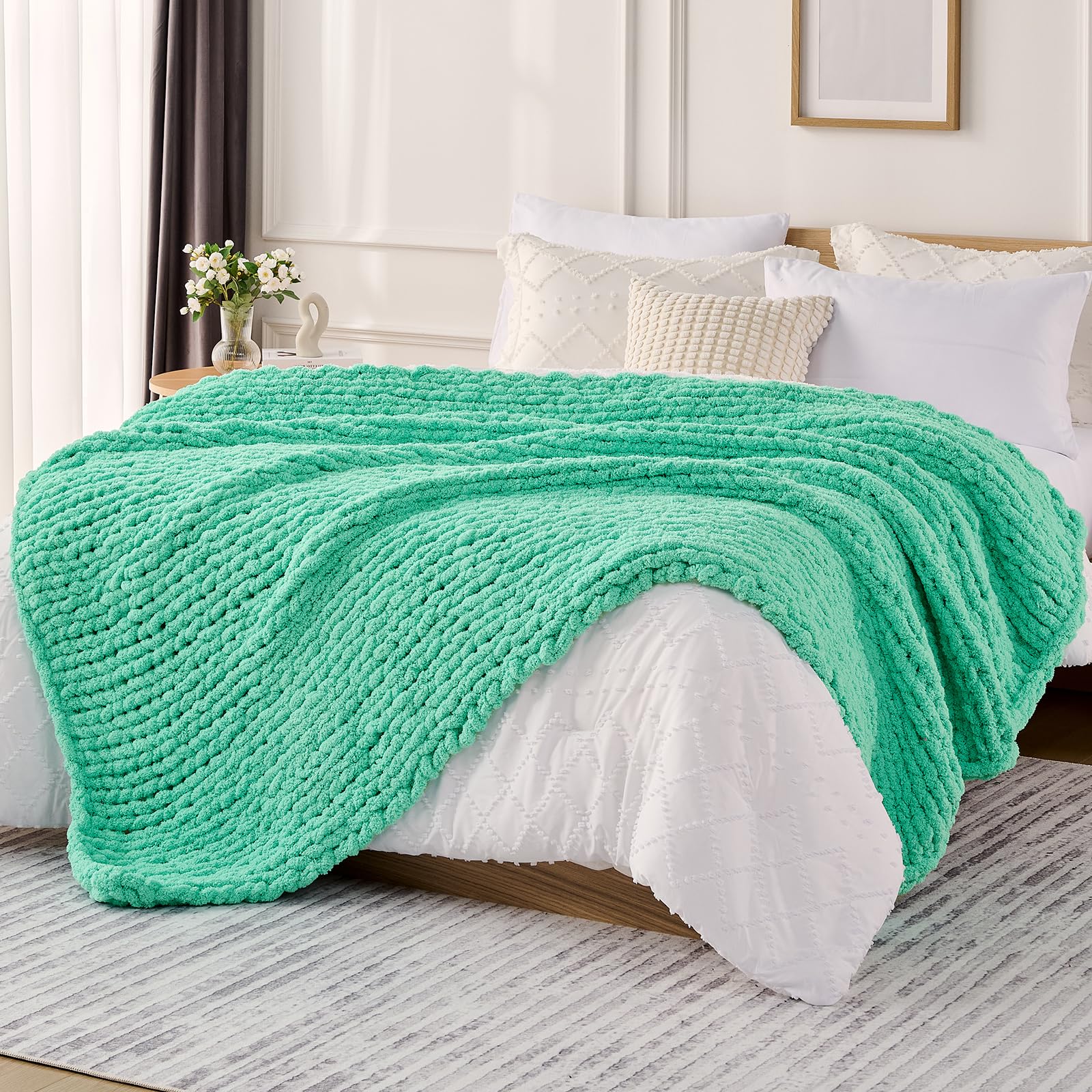 L'AGRATY Chunky Knit Blanket - Soft Chunky Throw 60x80 inches: 100% Hand Kintted Chenile Crochet Throw for Couch - Large Cable Knit Blanket for Home Decor (Ivory)