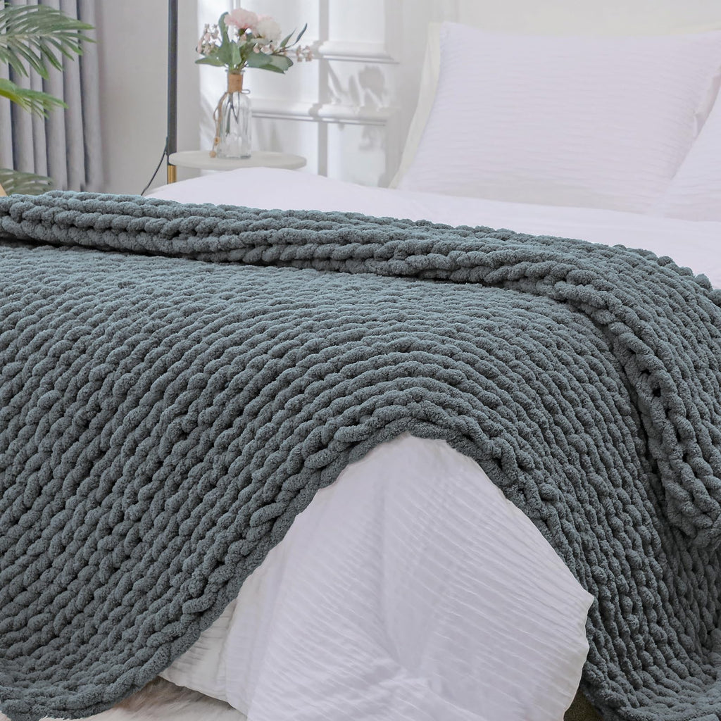 40×60" Beige Hand Knit Jumbo Chenille Chunky Knit Throw Blanket for Sofa & Bed