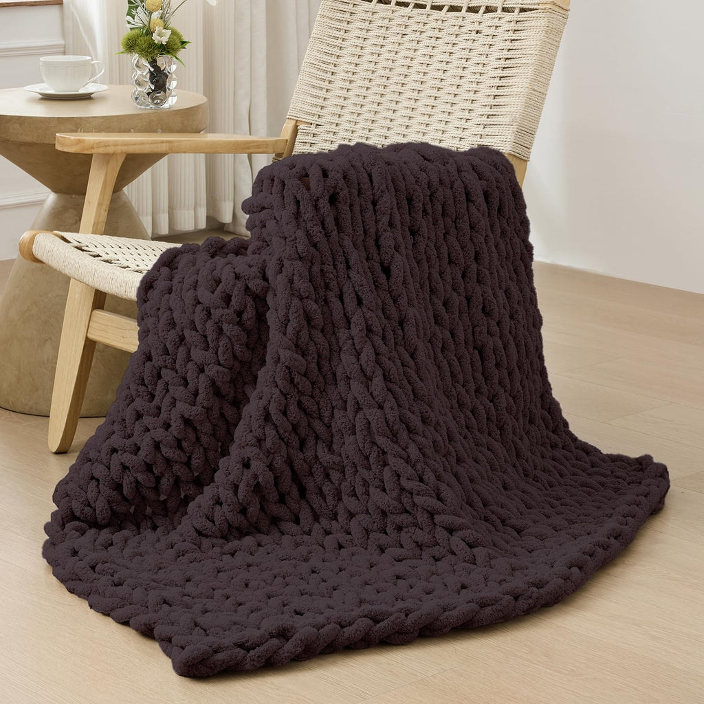 40×60" Beige Hand Knit Jumbo Chenille Chunky Knit Throw Blanket for Sofa & Bed