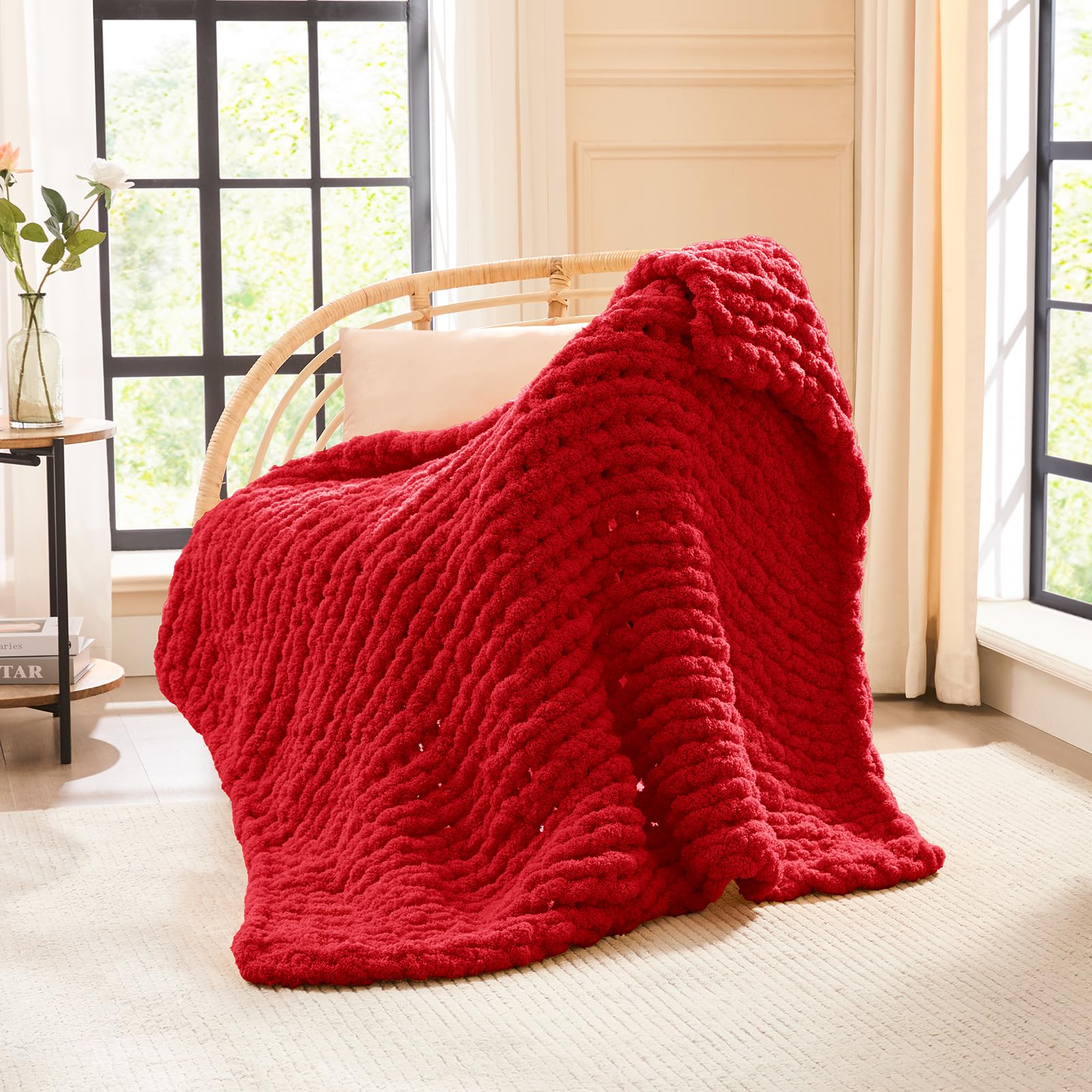L'AGRATY Chunky Knit Blanket - Soft Chunky Throw 60x80 inches: 100% Hand Kintted Chenile Crochet Throw for Couch - Large Cable Knit Blanket for Home Decor (Ivory)