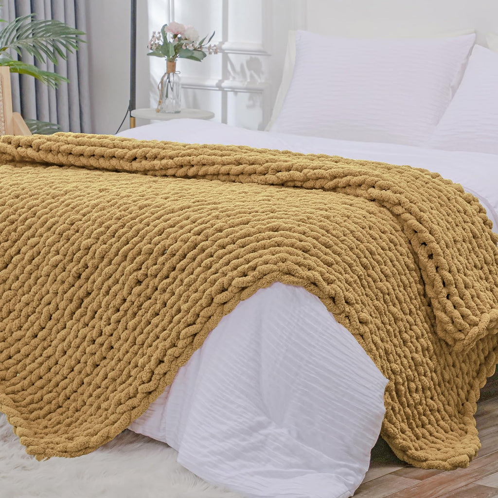 40×60" Beige Hand Knit Jumbo Chenille Chunky Knit Throw Blanket for Sofa & Bed