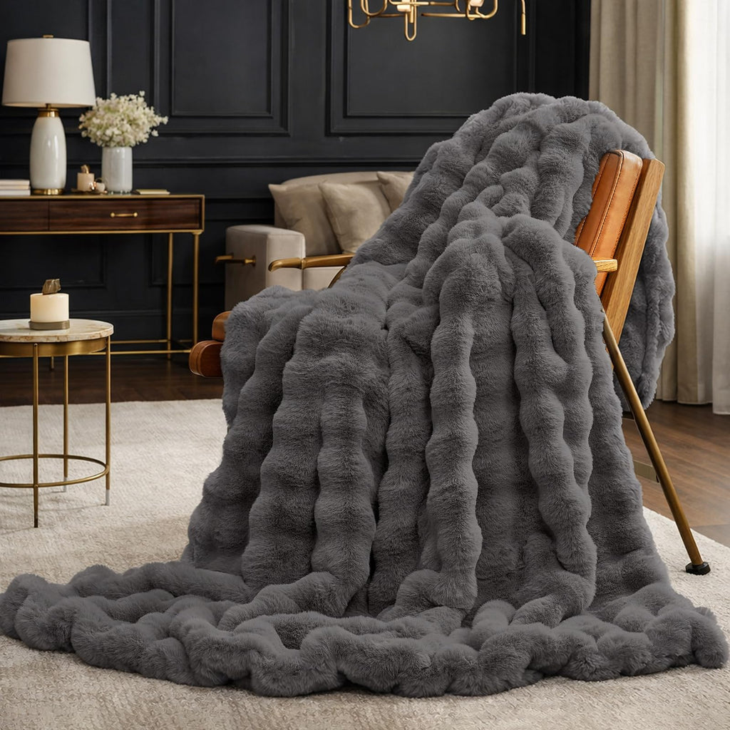 Cozy Bliss Faux Fur Throw Blanket for Couch, Fuzzy Soft Plush Thick Bubble Blanket for Sofa Bedroom Living Room, 50 * 60 Inches Cream White