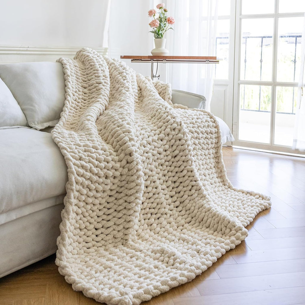 Chunky Knit Blanket - Luxury Soft Cozy 60 * 80 Throw Blanket, 100% Handmade Chenille Yarn Woven Blanket for Couch, Sofa, Home Decor, Gift - Machine Washable (Cream, 60 * 80)