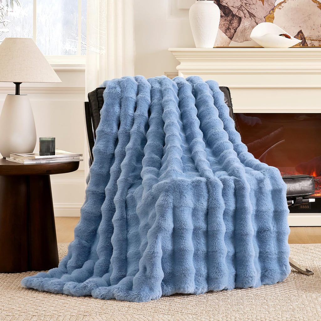 Cozy Bliss Faux Fur Throw Blanket for Couch, Fuzzy Soft Plush Thick Bubble Blanket for Sofa Bedroom Living Room, 50 * 60 Inches Cream White