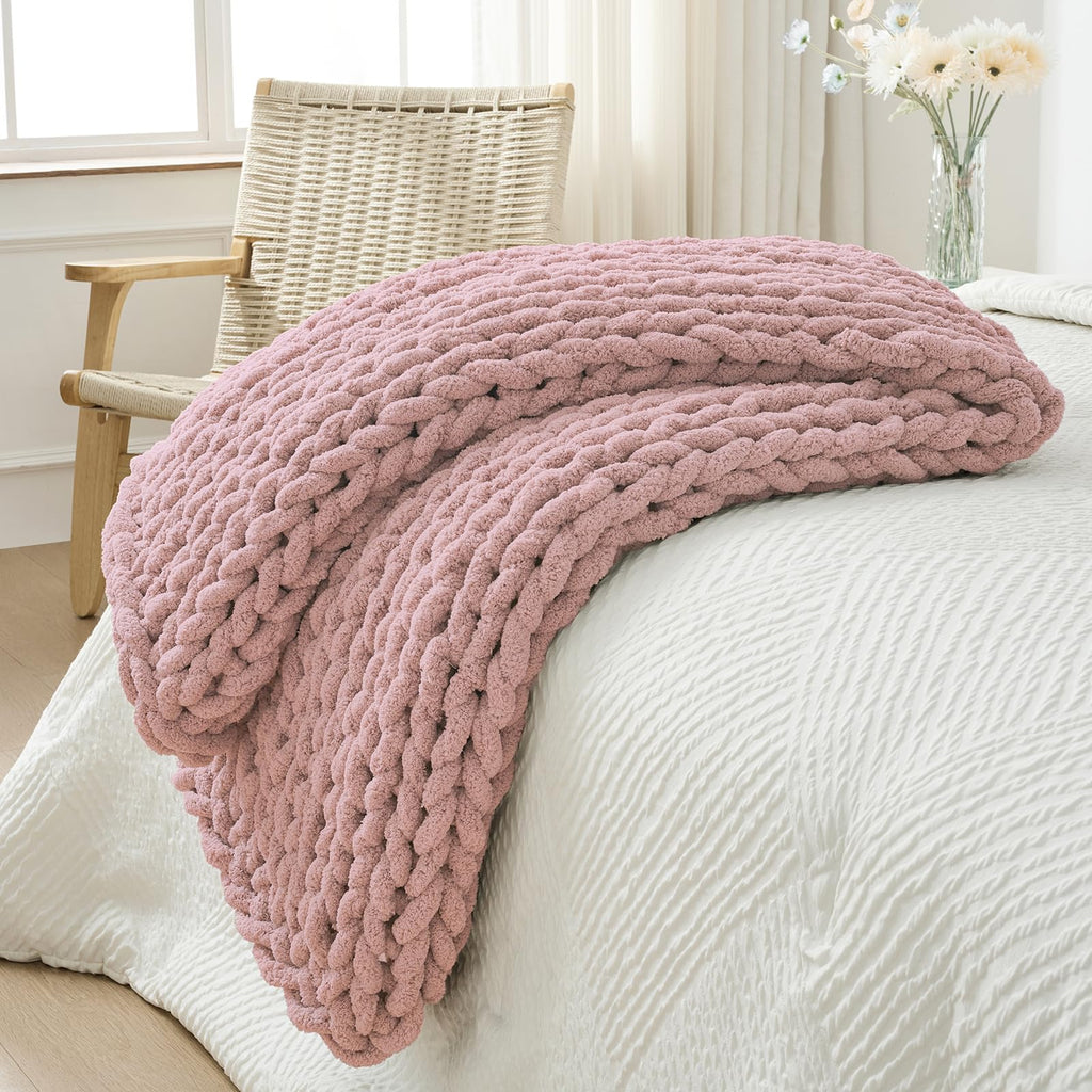 40×60" Beige Hand Knit Jumbo Chenille Chunky Knit Throw Blanket for Sofa & Bed