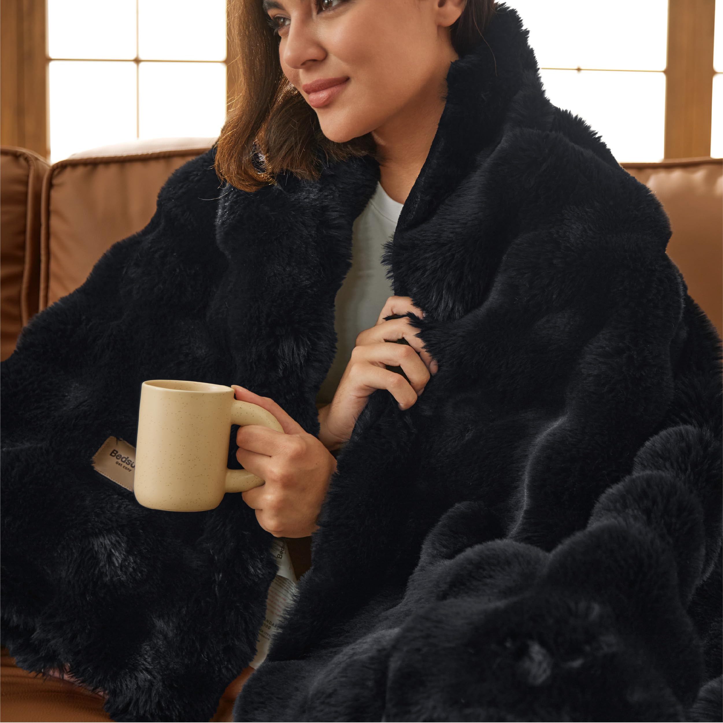 Bedsure GentleSoft Fluffy Faux Fur Throw Blanket for Couch, Soft Fuzzy Fleece Blankets & Throws, Cream Bed Decor Cozy Gifts for Women Teen Girls, Minky Thick Warm Plush Gifts for Birthday, Anniversary