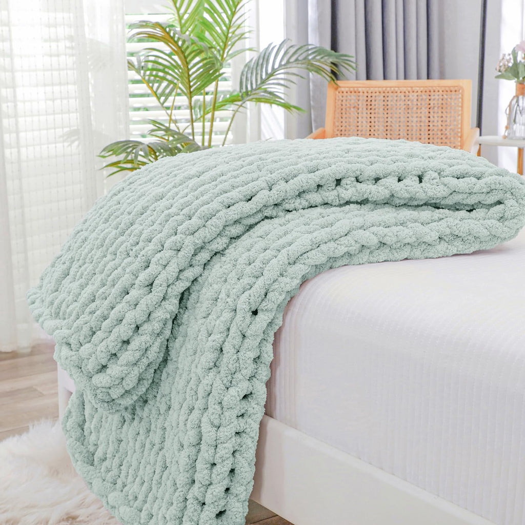 40×60" Beige Hand Knit Jumbo Chenille Chunky Knit Throw Blanket for Sofa & Bed