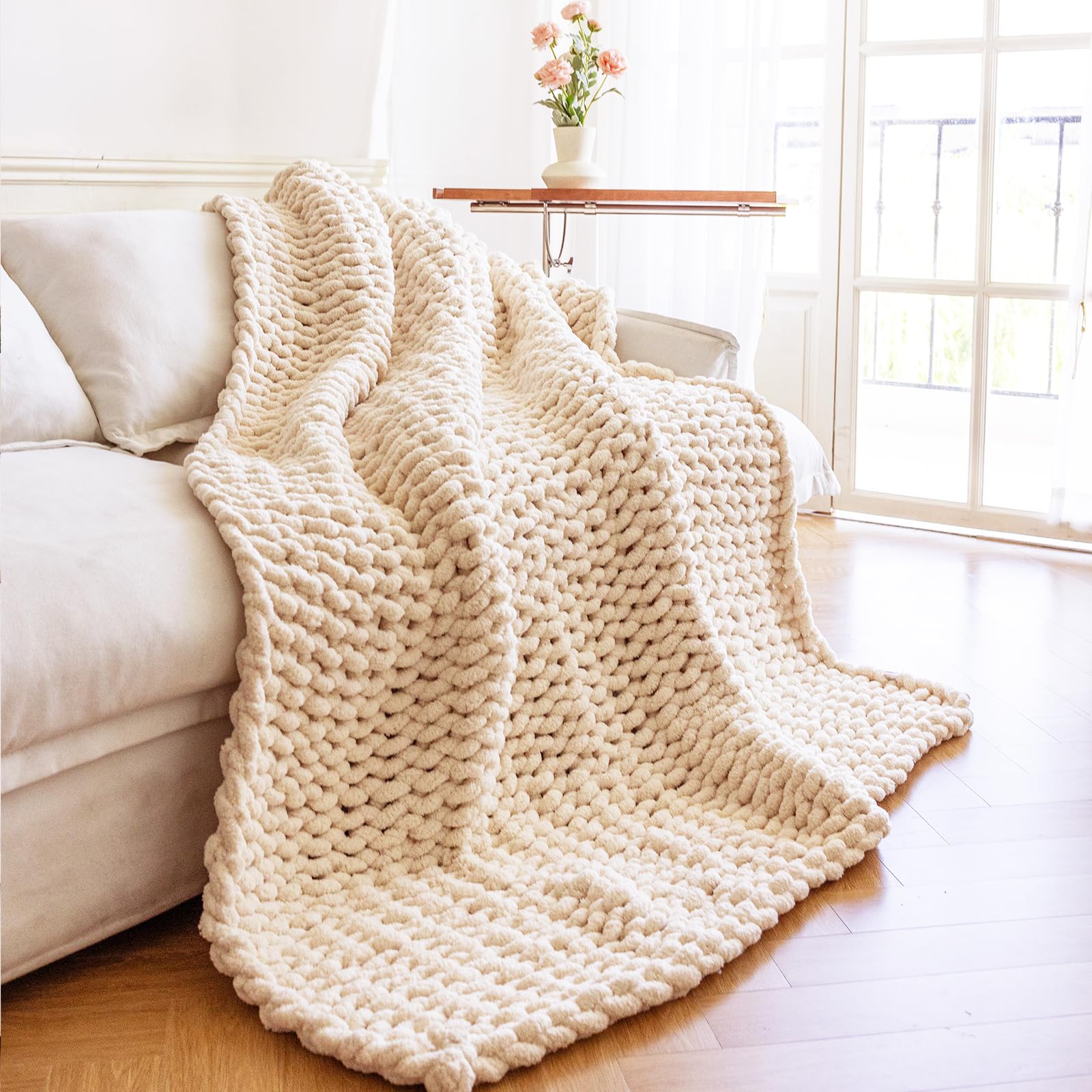 Chunky Knit Blanket - Luxury Soft Cozy 60 * 80 Throw Blanket, 100% Handmade Chenille Yarn Woven Blanket for Couch, Sofa, Home Decor, Gift - Machine Washable (Cream, 60 * 80)