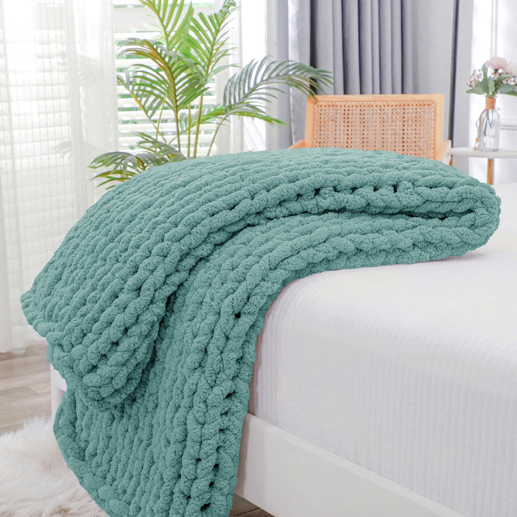 40×60" Beige Hand Knit Jumbo Chenille Chunky Knit Throw Blanket for Sofa & Bed