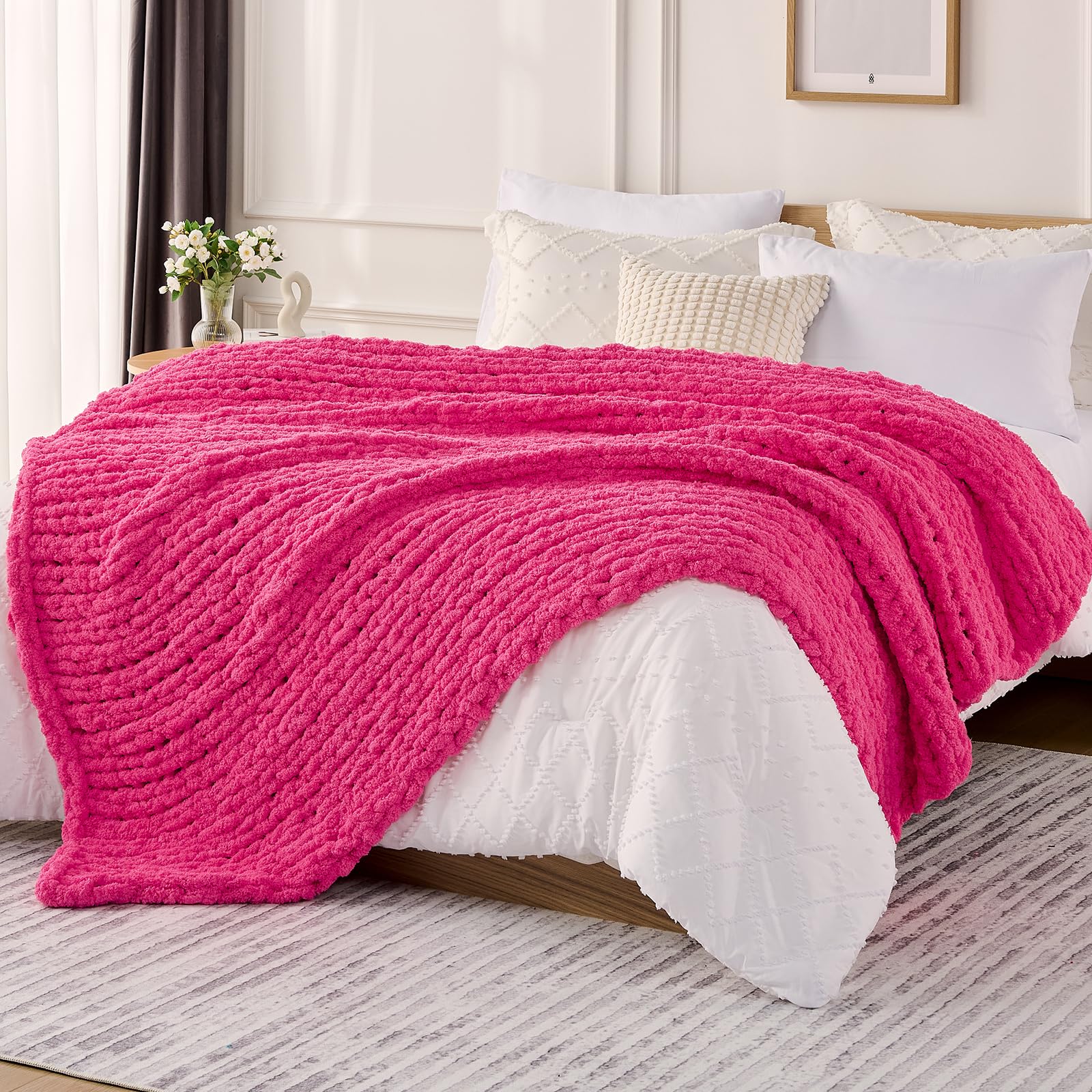 L'AGRATY Chunky Knit Blanket - Soft Chunky Throw 60x80 inches: 100% Hand Kintted Chenile Crochet Throw for Couch - Large Cable Knit Blanket for Home Decor (Ivory)