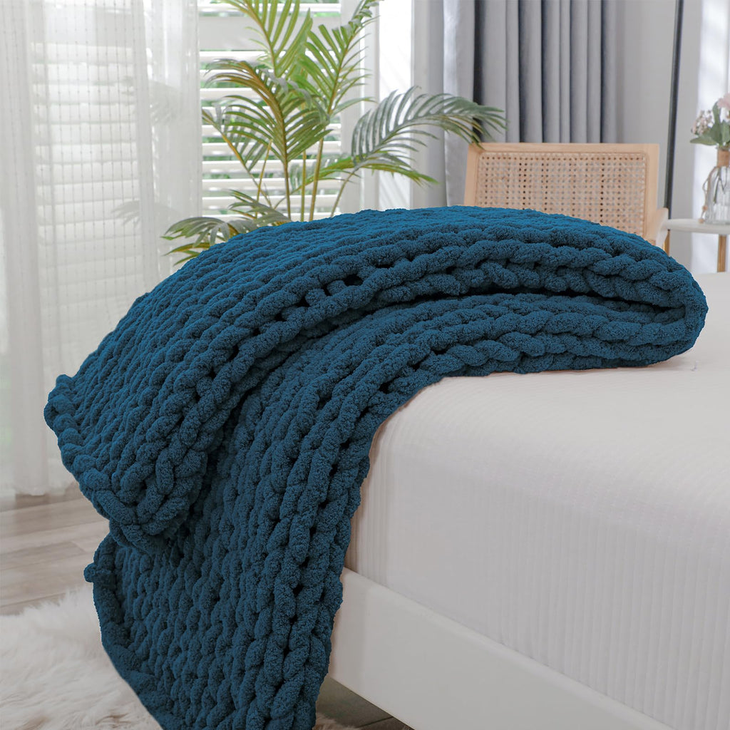 40×60" Beige Hand Knit Jumbo Chenille Chunky Knit Throw Blanket for Sofa & Bed