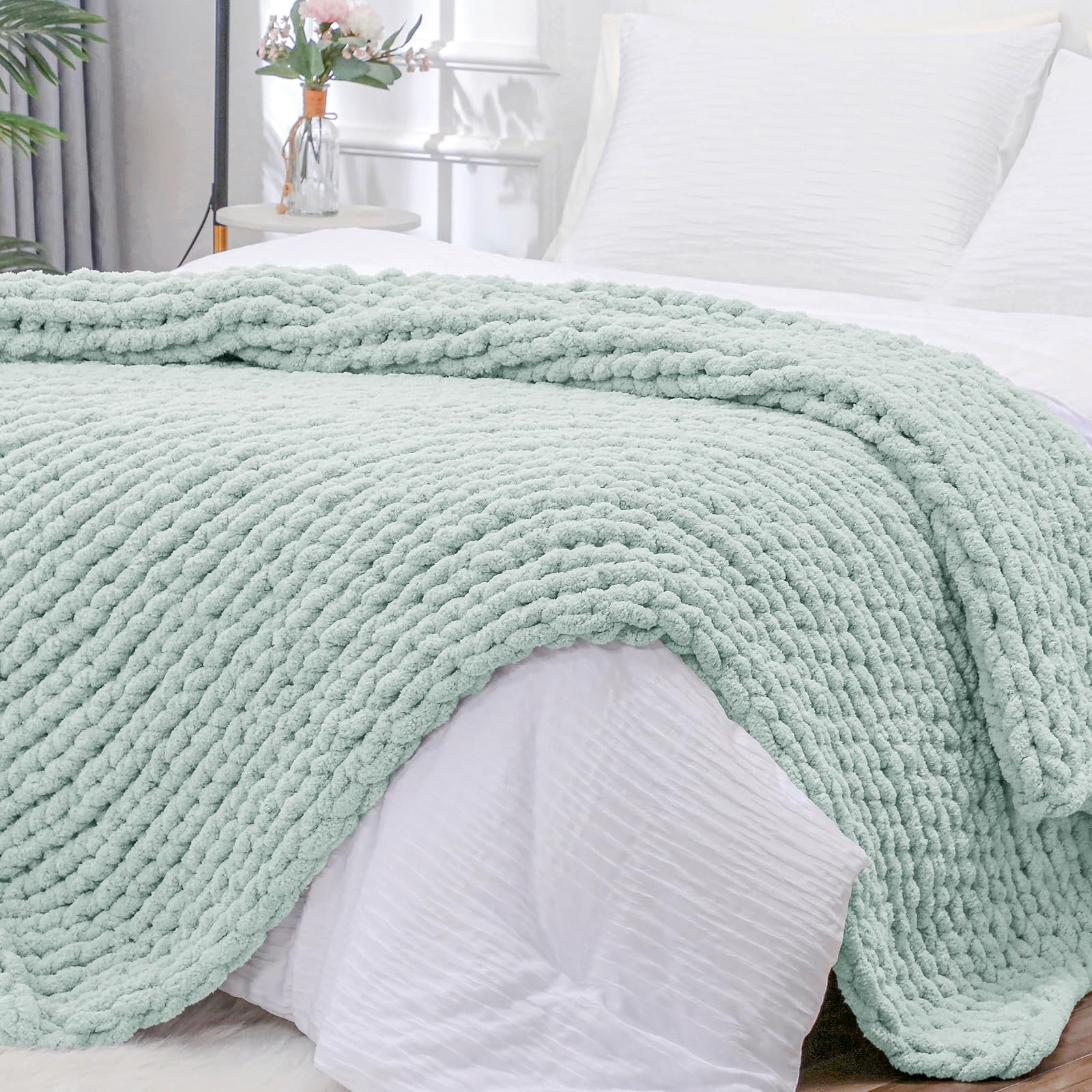 40×60" Beige Hand Knit Jumbo Chenille Chunky Knit Throw Blanket for Sofa & Bed