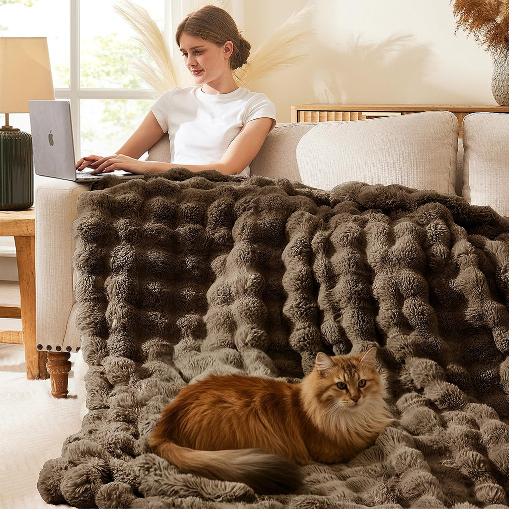 L'AGRATY Faux Rabbit Fur Blanket: 50" x 60" Luxury Soft Fluffy Thick Fur Throw Blanket for Couch Bed Sofa - Cozy Plush Bubble Blankets for Winter: Warm Flannel Fleece Decorative Blanket(Almond White)