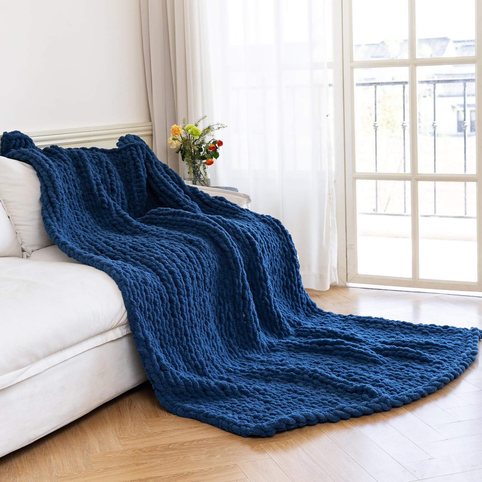 Chunky Knit Blanket - Luxury Soft Cozy 60 * 80 Throw Blanket, 100% Handmade Chenille Yarn Woven Blanket for Couch, Sofa, Home Decor, Gift - Machine Washable (Cream, 60 * 80)