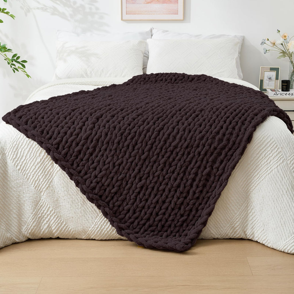 40×60" Beige Hand Knit Jumbo Chenille Chunky Knit Throw Blanket for Sofa & Bed