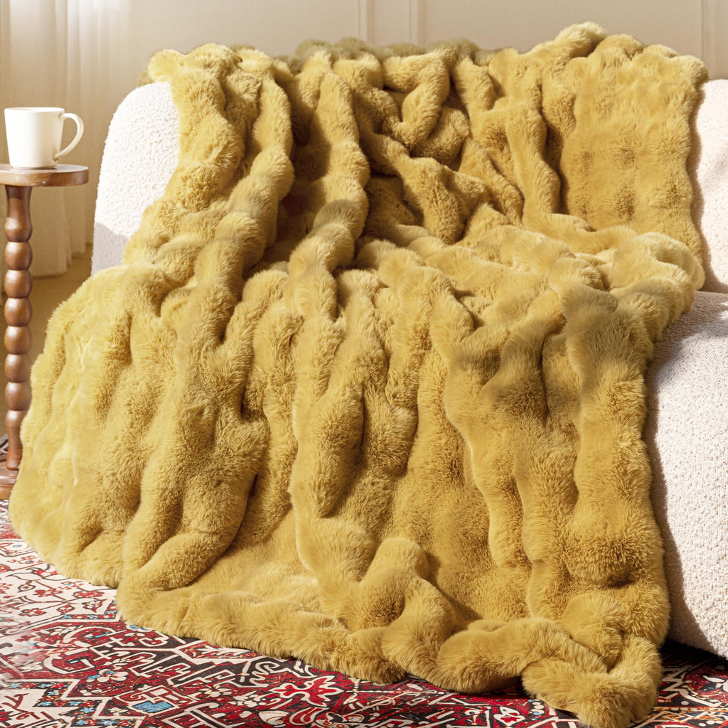 Ultra Soft Cozy Faux Fur Throw Blanket, Fuzzy Plush Thick Bubble Blanket, Oversize Luxury Fluffy Blanket for Couch, Sofa, Bedroom, and Living Room, 50x60 Inches, Light Brown
