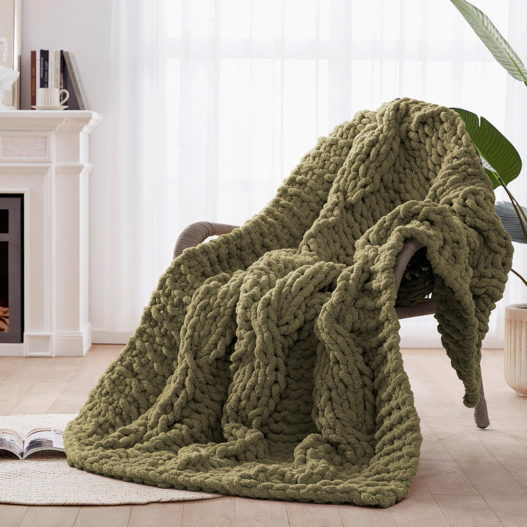 Chunky Knit Blanket Throw - 100% Hand Knitted Chunky Soft Throw Blanket for Couch, Thick and Warm Blanket for Winter, Purple, 50x60 Inches