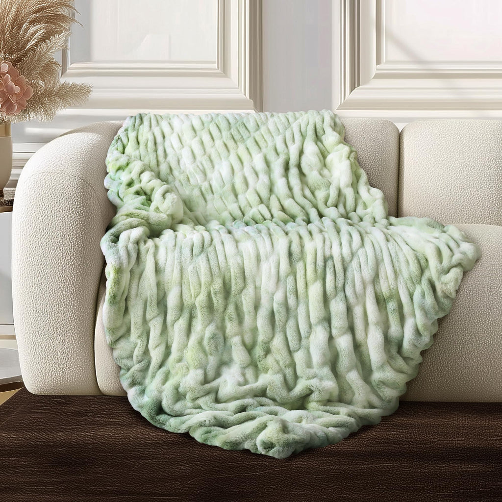 Ultra Soft Cozy Faux Fur Throw Blanket, Fuzzy Plush Thick Bubble Blanket, Oversize Luxury Fluffy Blanket for Couch, Sofa, Bedroom, and Living Room, 50x60 Inches, Light Brown