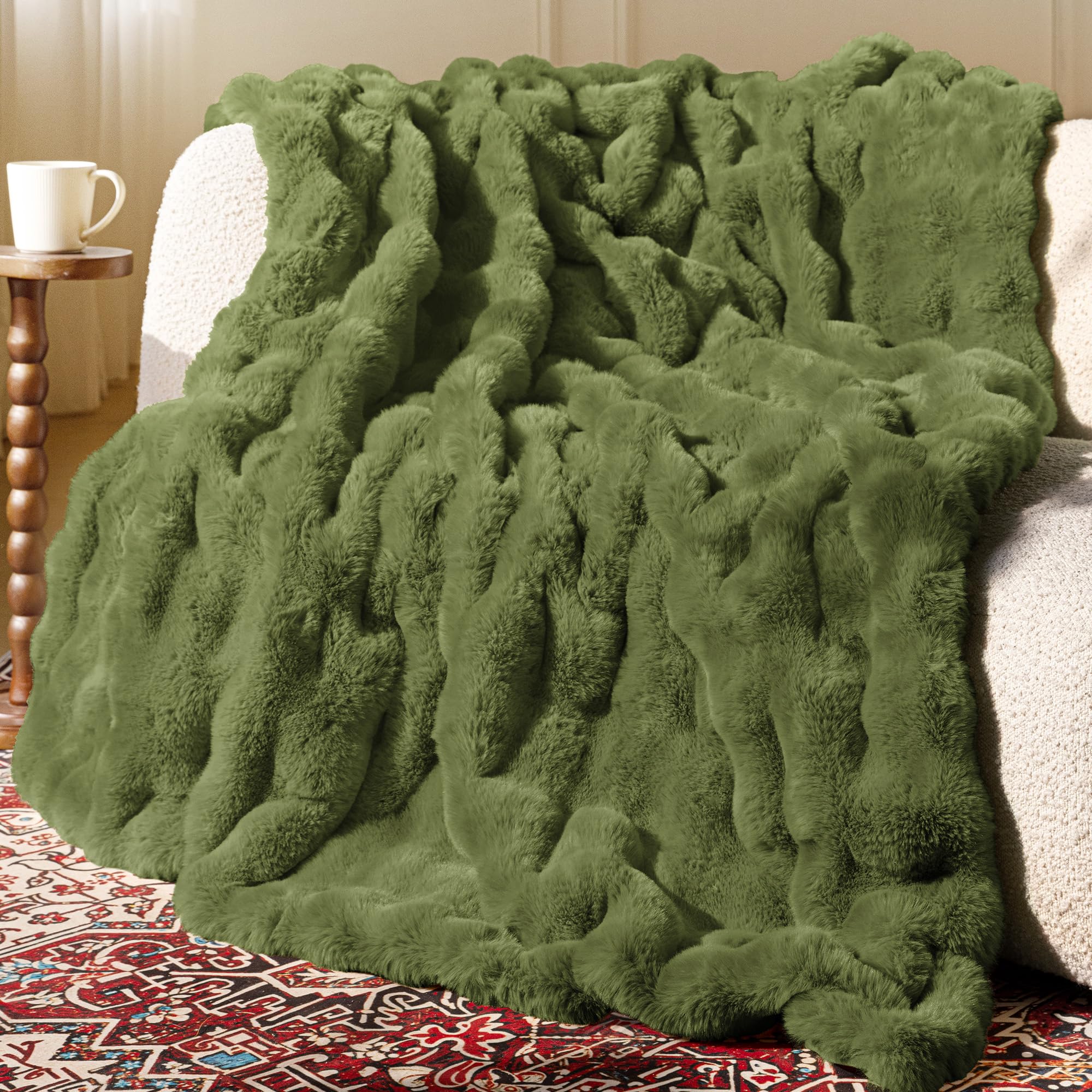 Ultra Soft Cozy Faux Fur Throw Blanket, Fuzzy Plush Thick Bubble Blanket, Oversize Luxury Fluffy Blanket for Couch, Sofa, Bedroom, and Living Room, 50x60 Inches, Light Brown